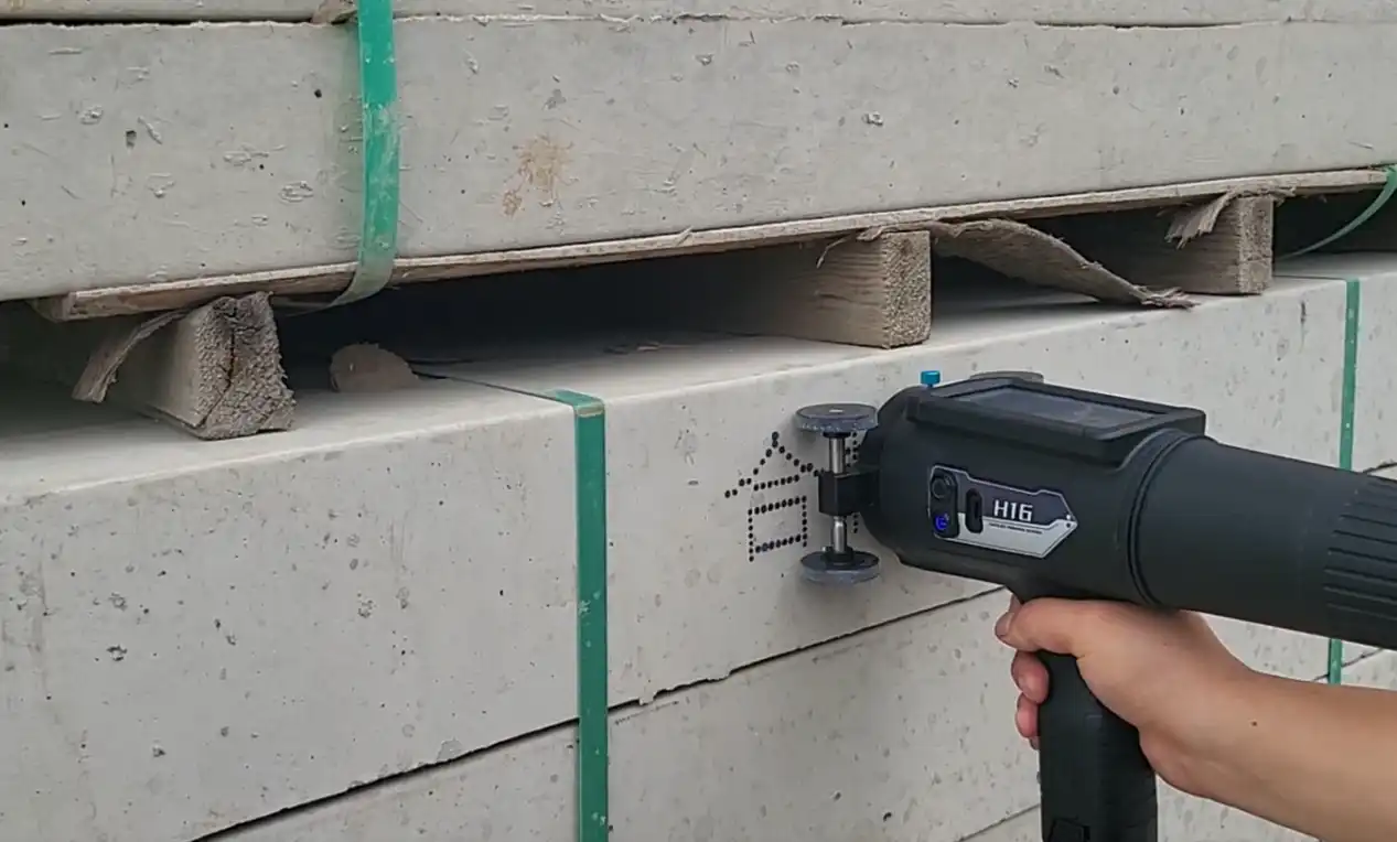 How Handheld Inkjet Printers Simplify Coding in Hard-to-Reach Areas?
