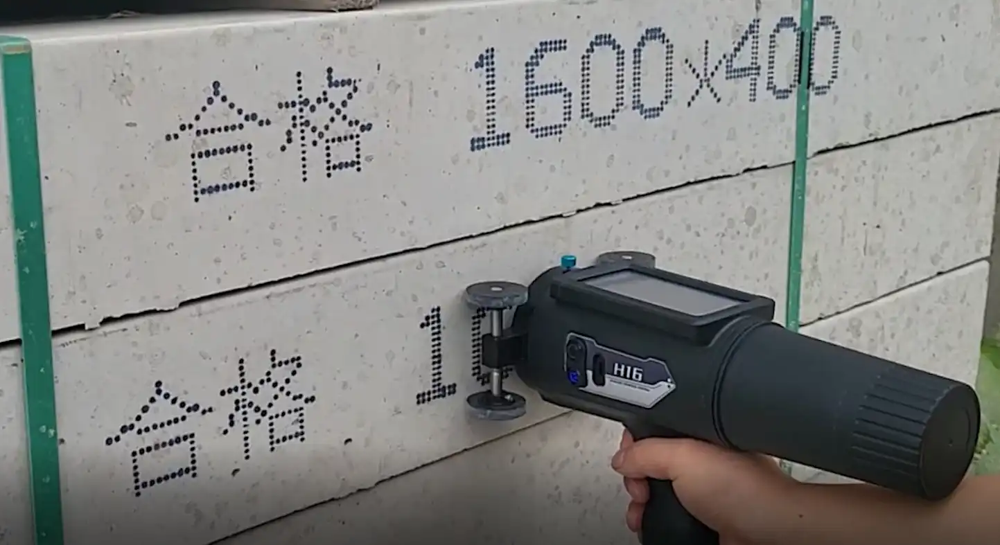 Hoe kinne jo pipen en kabels kodearje mei printers mei grutte letters?